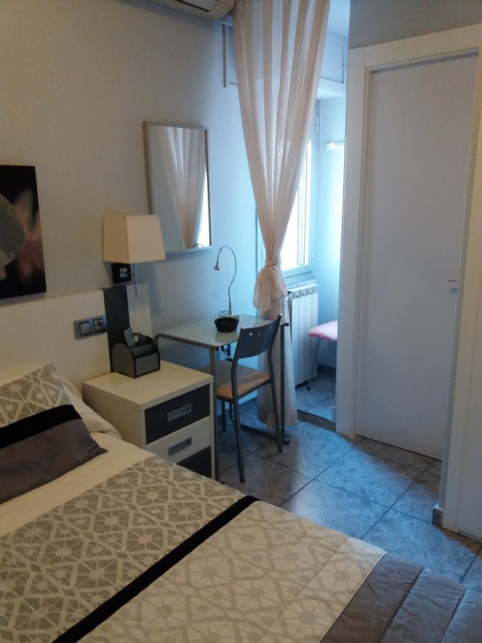 Hostal La Pilarica Paterna Pokoj fotografie