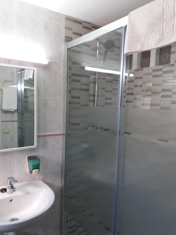 Hostal La Pilarica Paterna Pokoj fotografie