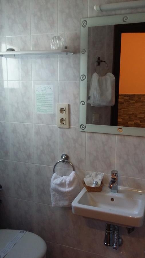 Hostal La Pilarica Paterna Exteriér fotografie