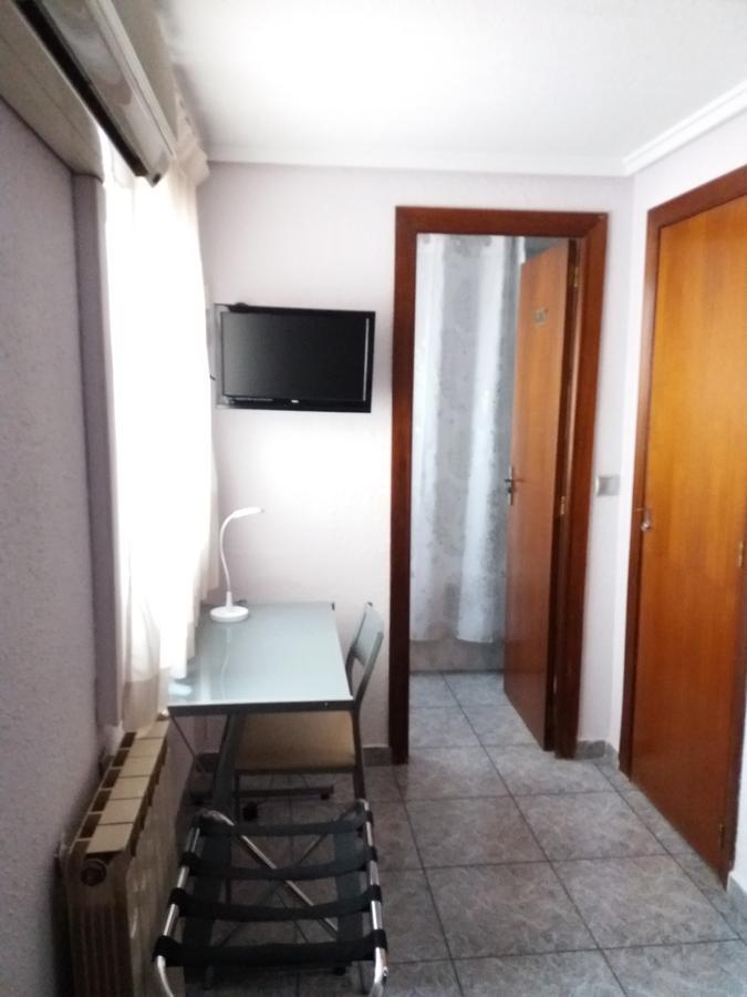 Hostal La Pilarica Paterna Exteriér fotografie