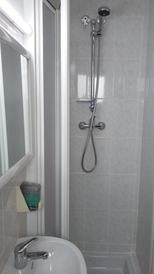 Hostal La Pilarica Paterna Exteriér fotografie