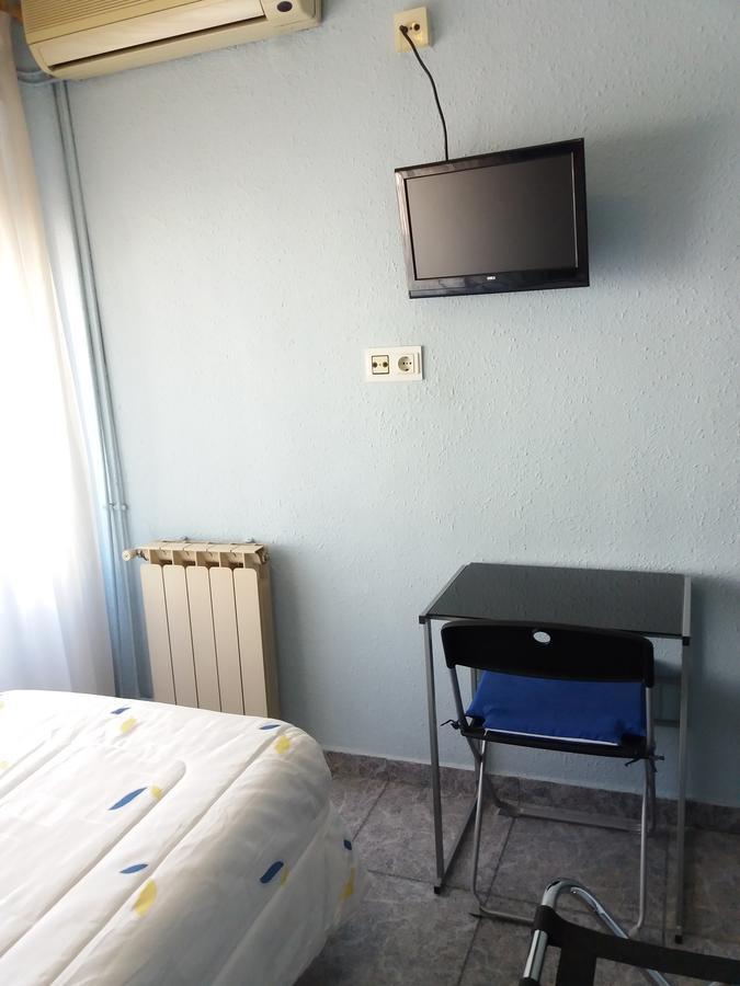 Hostal La Pilarica Paterna Exteriér fotografie